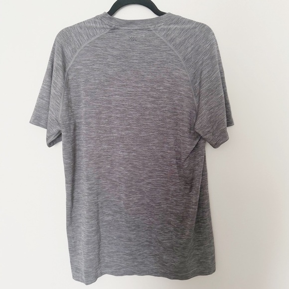 Rhône Men’s Short Sleeve Athletic Top Shirt Active Gym - Picture 2 of 4